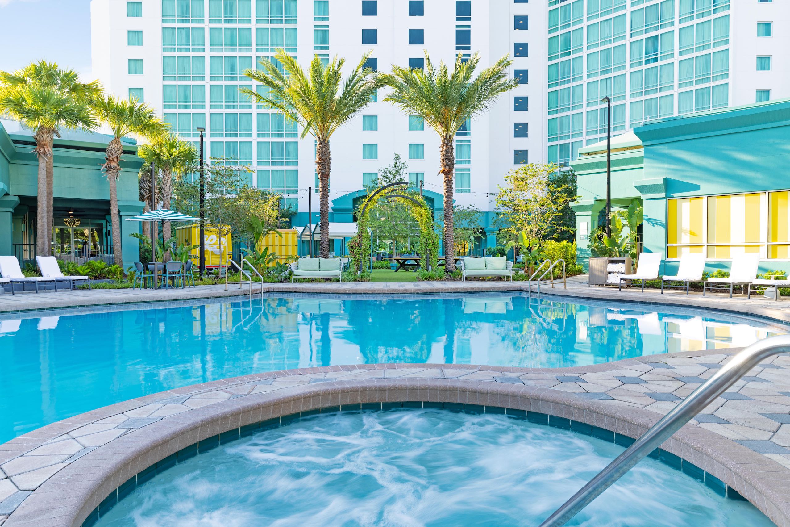 Pool and hotel area at Hotel Landy